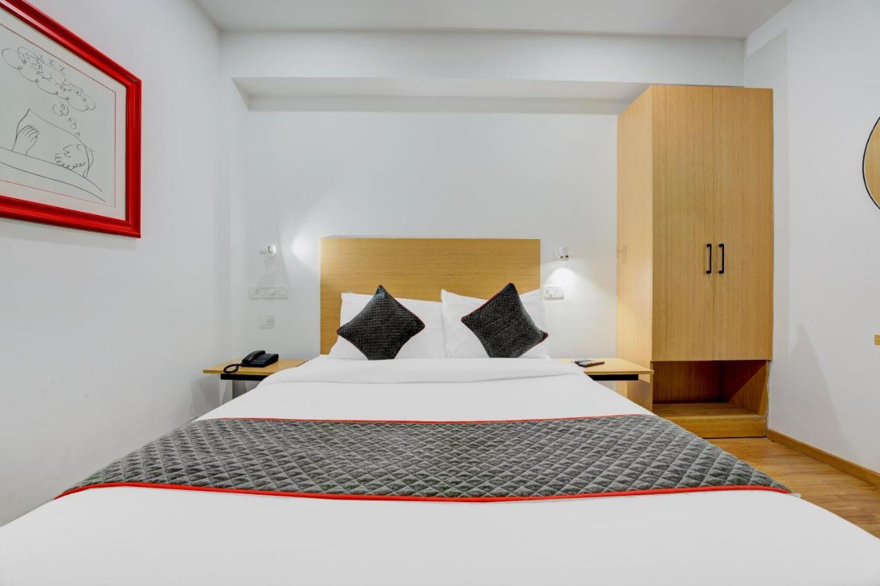 Oyo Townhouse 74871 Thoraipakkam 호텔 첸나이 외부 사진