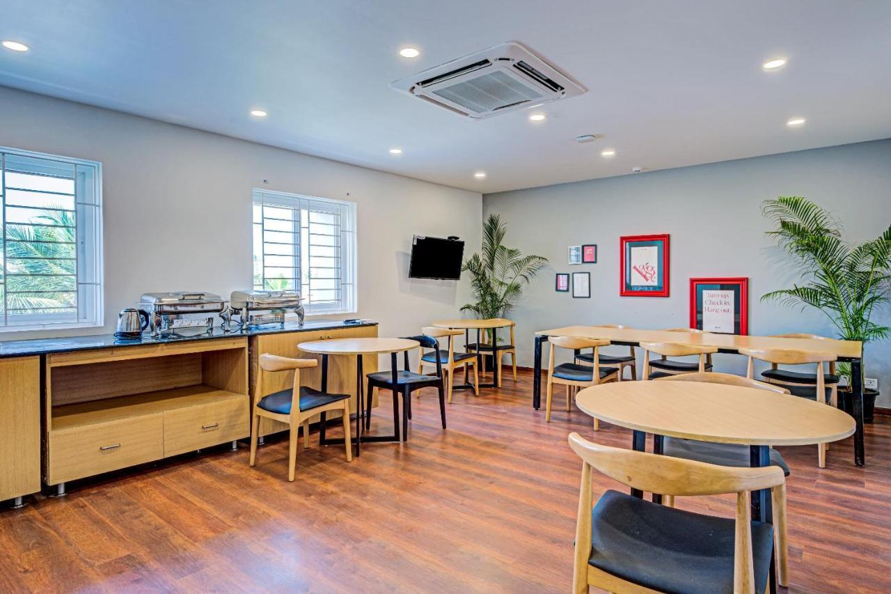 Oyo Townhouse 74871 Thoraipakkam 호텔 첸나이 외부 사진