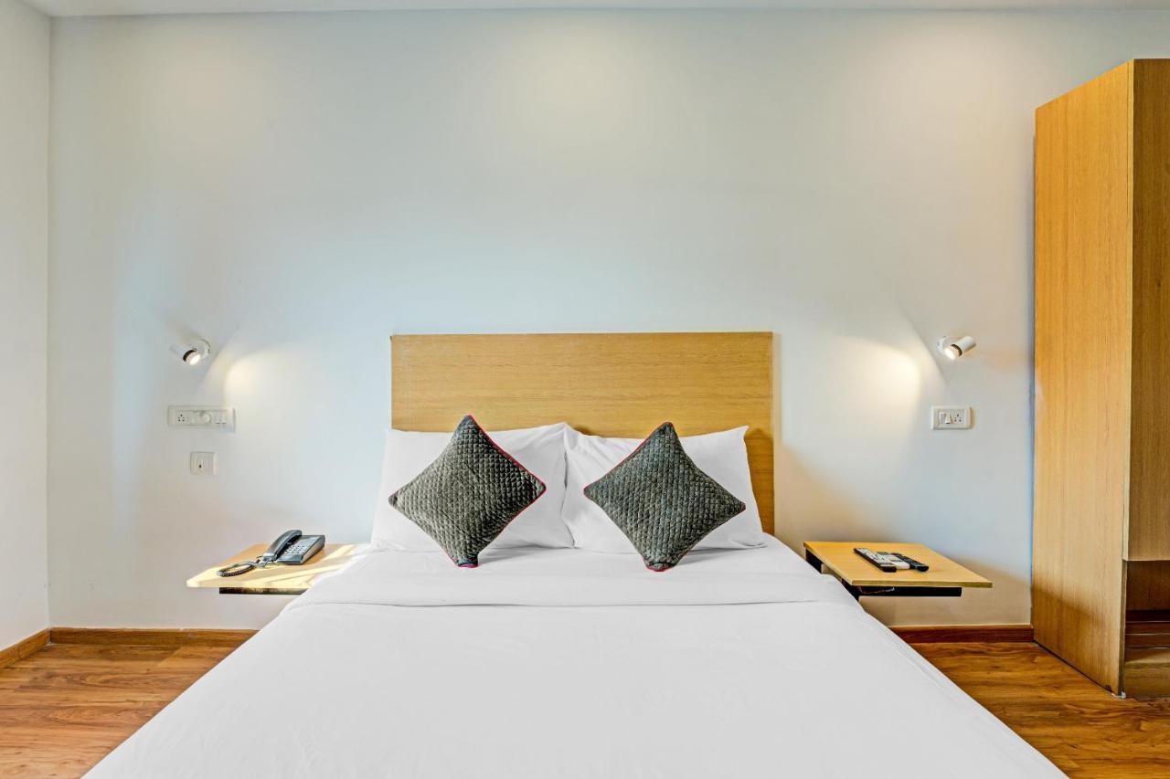 Oyo Townhouse 74871 Thoraipakkam 호텔 첸나이 외부 사진