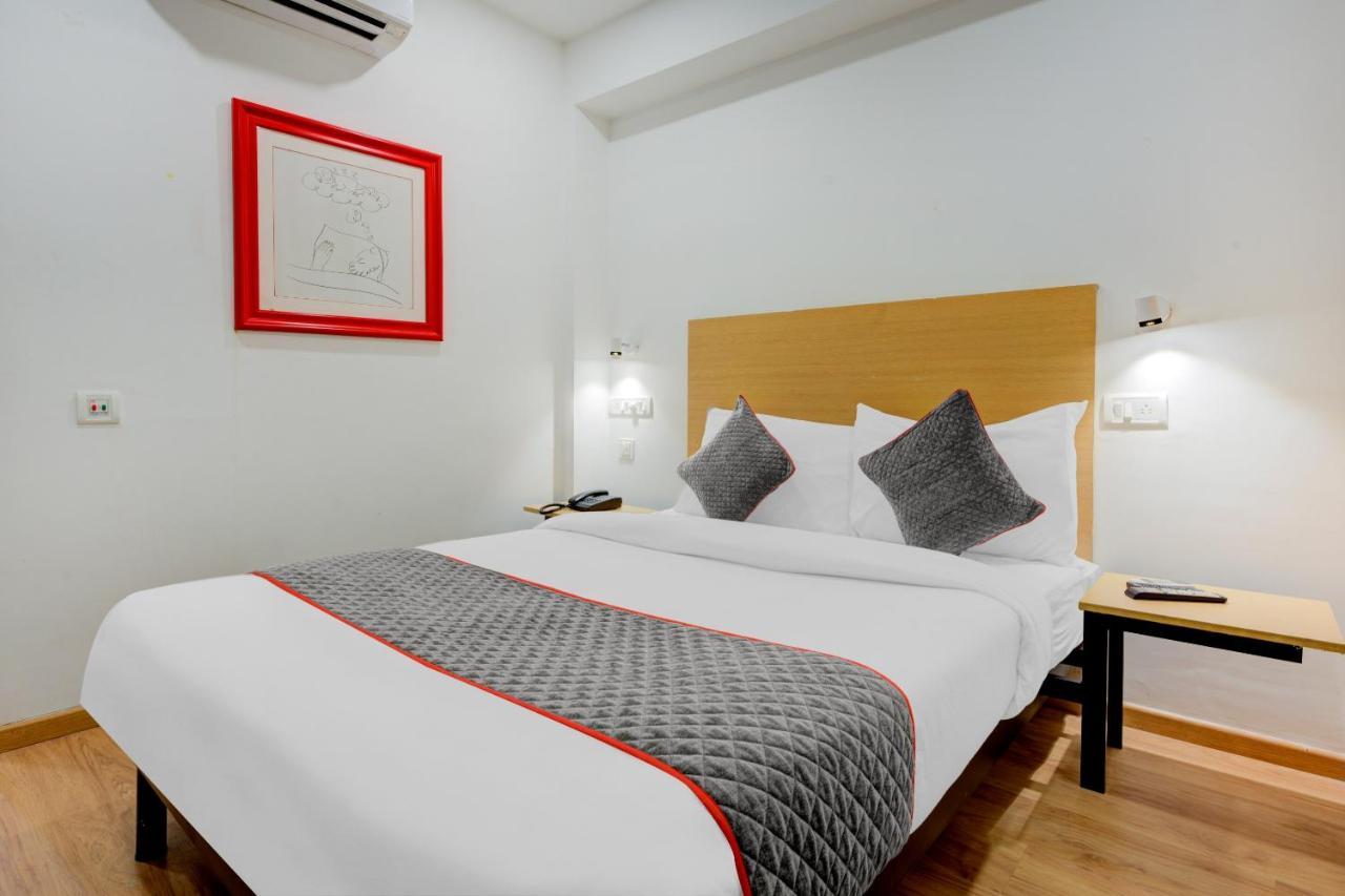 Oyo Townhouse 74871 Thoraipakkam 호텔 첸나이 외부 사진